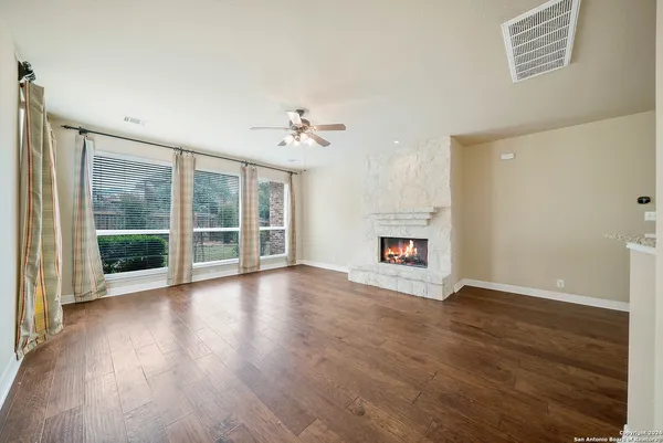 $2,650 | 431 Calm Springs, San Antonio, TX 78260