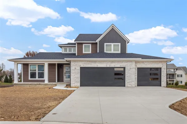 $729,900 | 7772 Greendale Drive, Byron Center, MI 49315