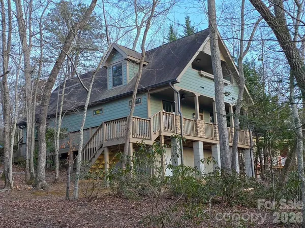 $689,900 | 10 McMurray Lane, Black Mountain, NC 28711