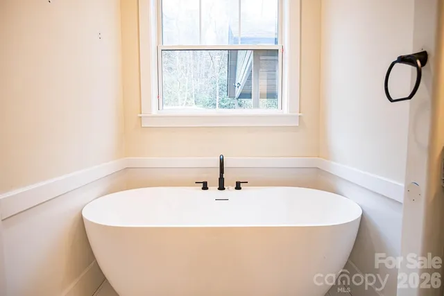 a bathroom with a toilet