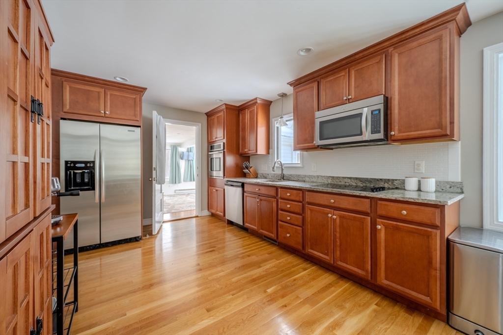 15 Winslow Road Chelmsford, MA 01824 - Photo 11 of 27 Gallery Image 11