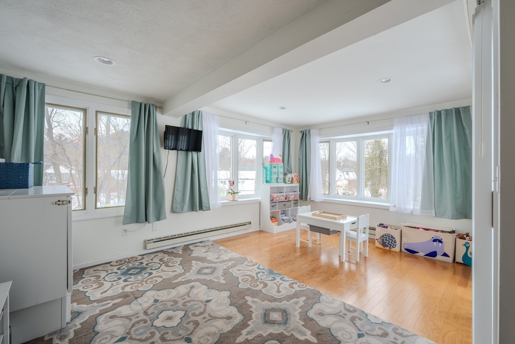 15 Winslow Road Chelmsford, MA 01824 - Photo 12 of 27 Gallery Image 12