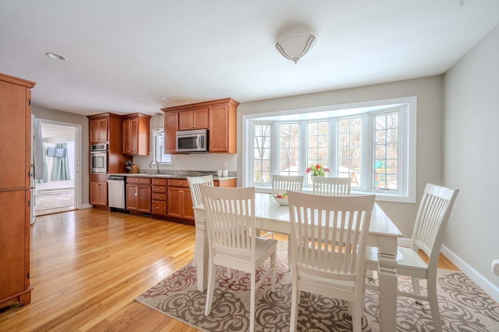 15 Winslow Road Chelmsford, MA 01824 - Photo 8 of 27 Gallery Image 8