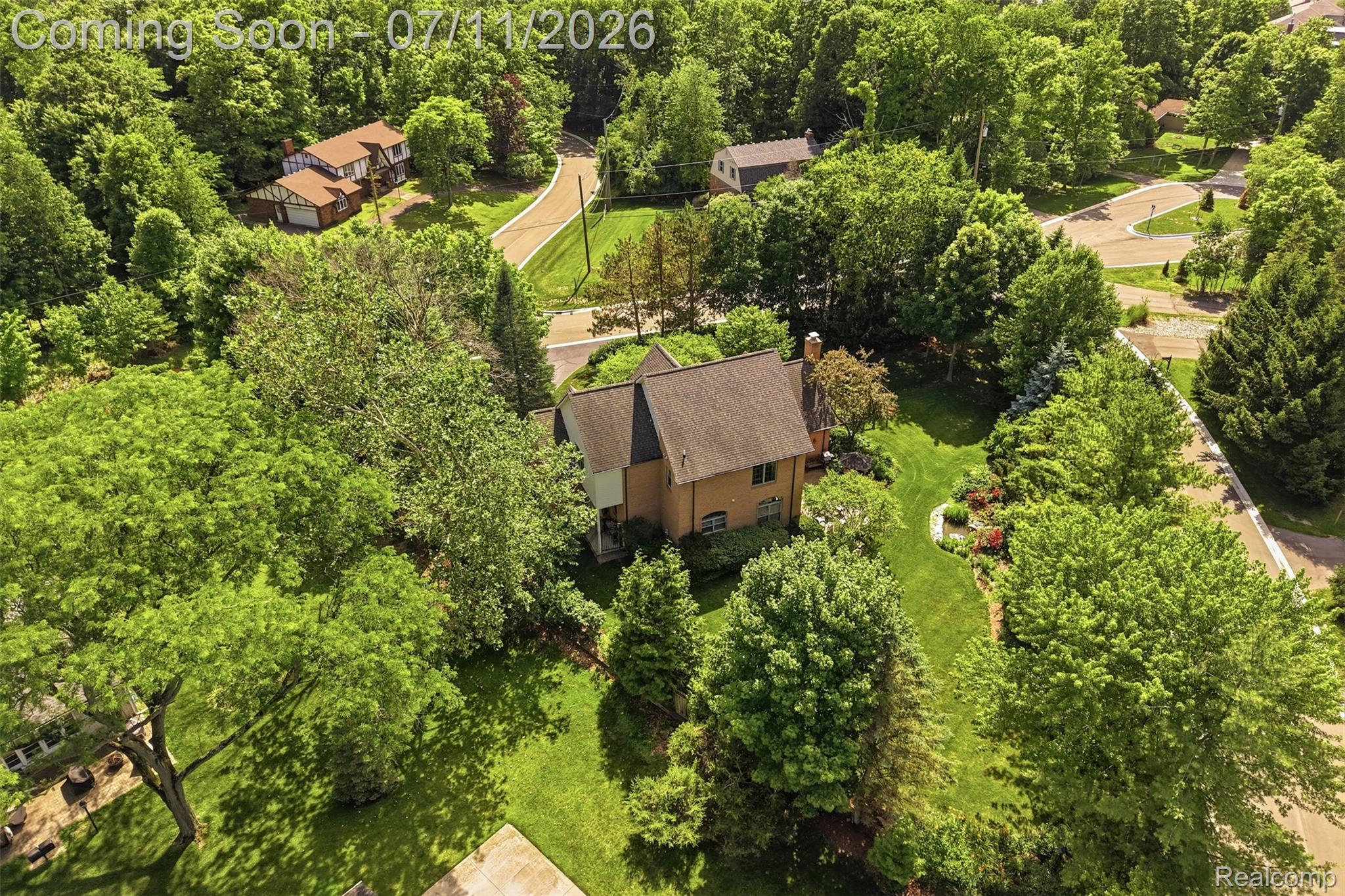 34555 Quaker Valley Road Farmington, MI 48331 - Photo 50 of 53 52.jpg