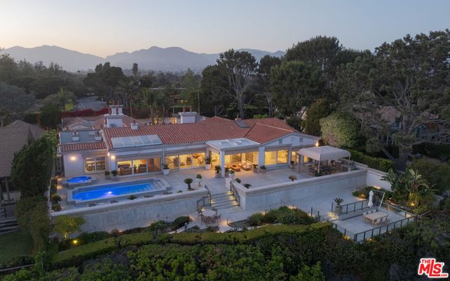 $34,999,000 | 29000 Cliffside Drive, Malibu, CA 90265