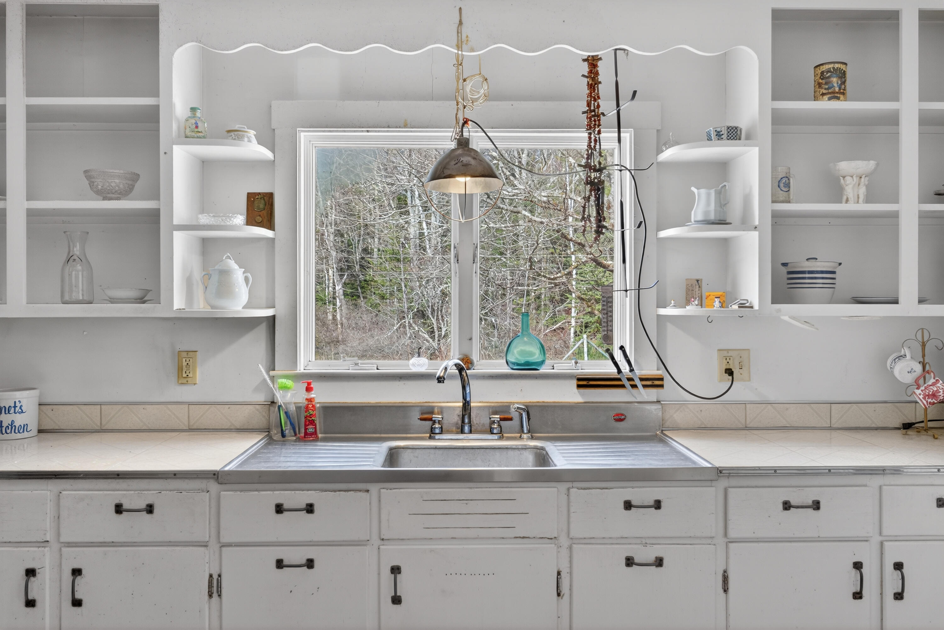 198 Medomak Road Bremen, ME 04551 - Photo 5 of 47 photos_high_resolution_198_Medomak_Rd_11