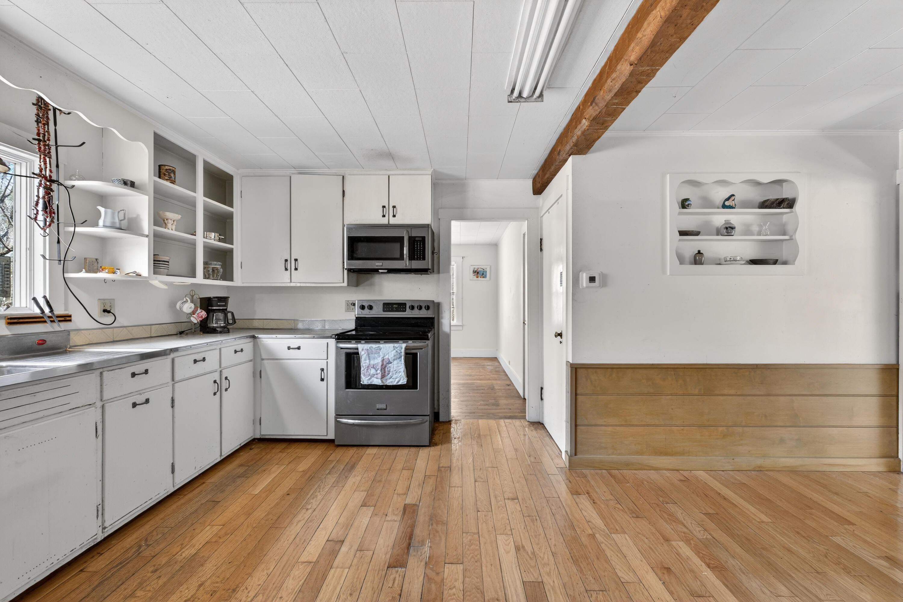 198 Medomak Road Bremen, ME 04551 - Photo 6 of 47 photos_high_resolution_198_Medomak_Rd_11