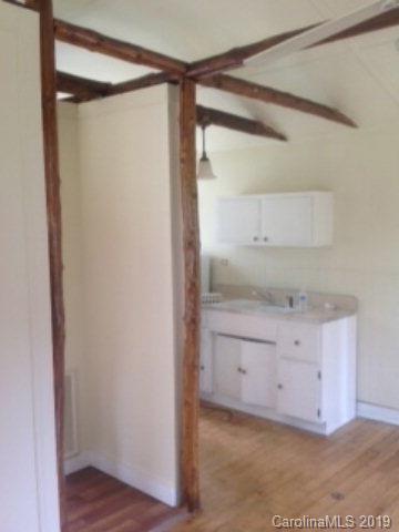 1740 North Powerhouse Road Morganton, NC 28655 - Photo 7 of 18 Gallery Image 7