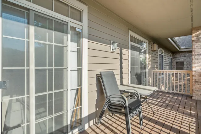 $325,000 | 13050 West Bluemound Road, Unit 303, Elm Grove, WI 53122