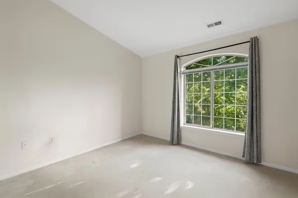 $325,000 | 13050 West Bluemound Road, Unit 303, Elm Grove, WI 53122