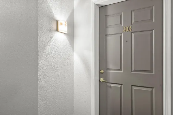 $325,000 | 13050 West Bluemound Road, Unit 303, Elm Grove, WI 53122