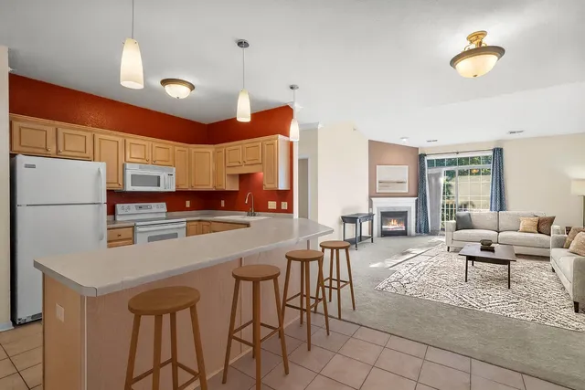 $325,000 | 13050 West Bluemound Road, Unit 303, Elm Grove, WI 53122