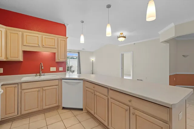 $325,000 | 13050 West Bluemound Road, Unit 303, Elm Grove, WI 53122