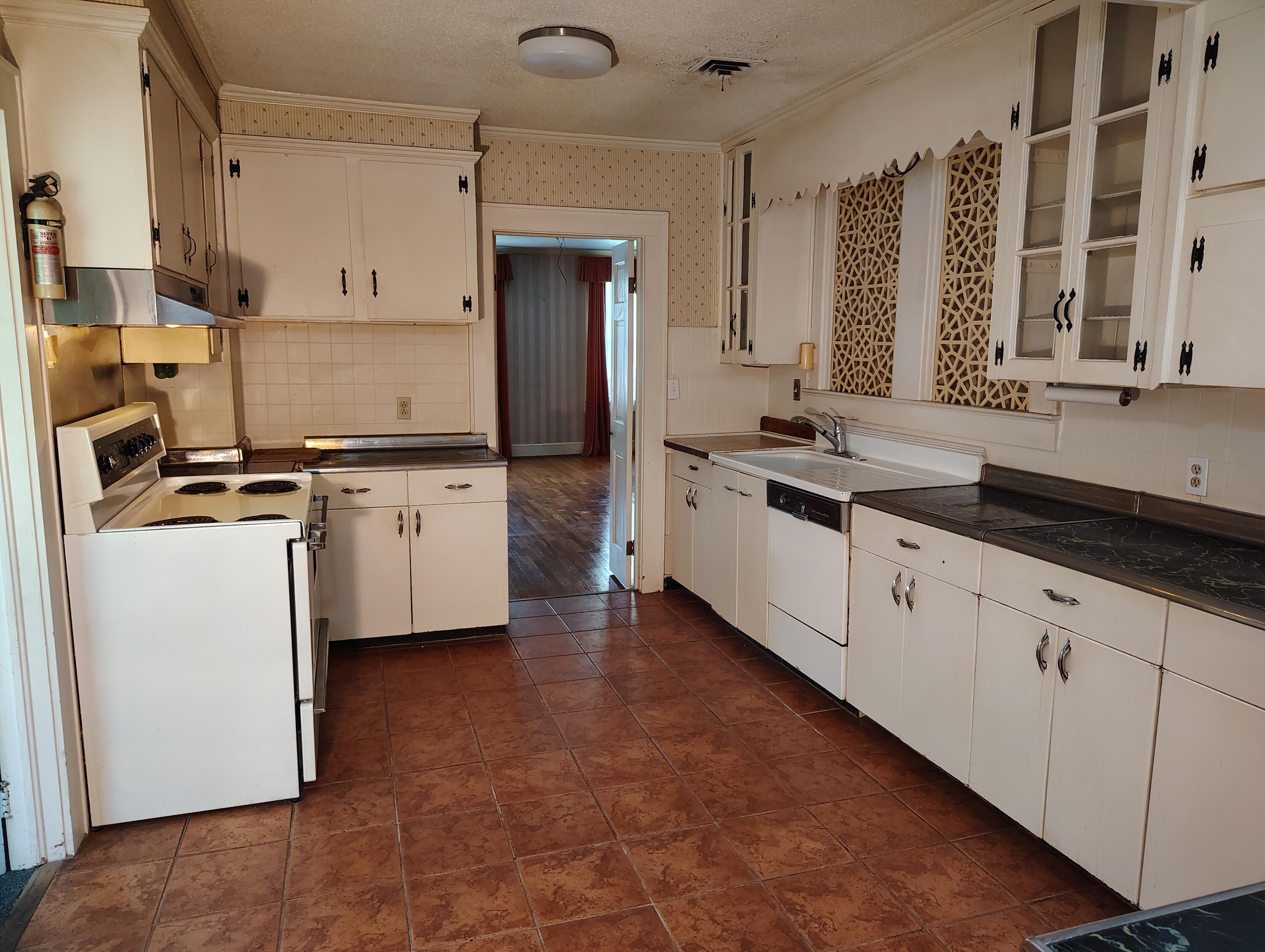 406 Thames Street Manning, SC 29102 - Photo 40 of 71