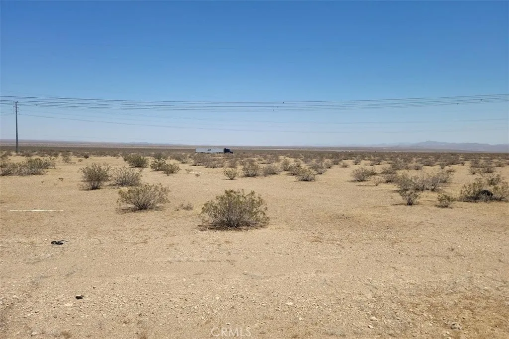 38 Calico Road Adelanto, CA 92301 - Photo 11 of 14 a view of ocean view