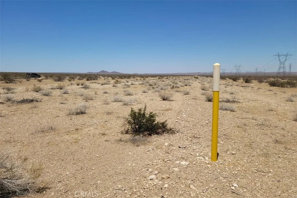 38 Calico Road Adelanto, CA 92301 - Photo 12 of 14 a view of a dry yard