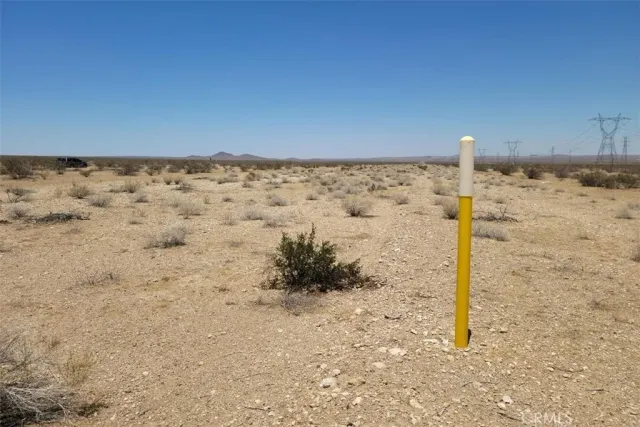 $40,000 | 38 Calico Road, Adelanto, CA 92301