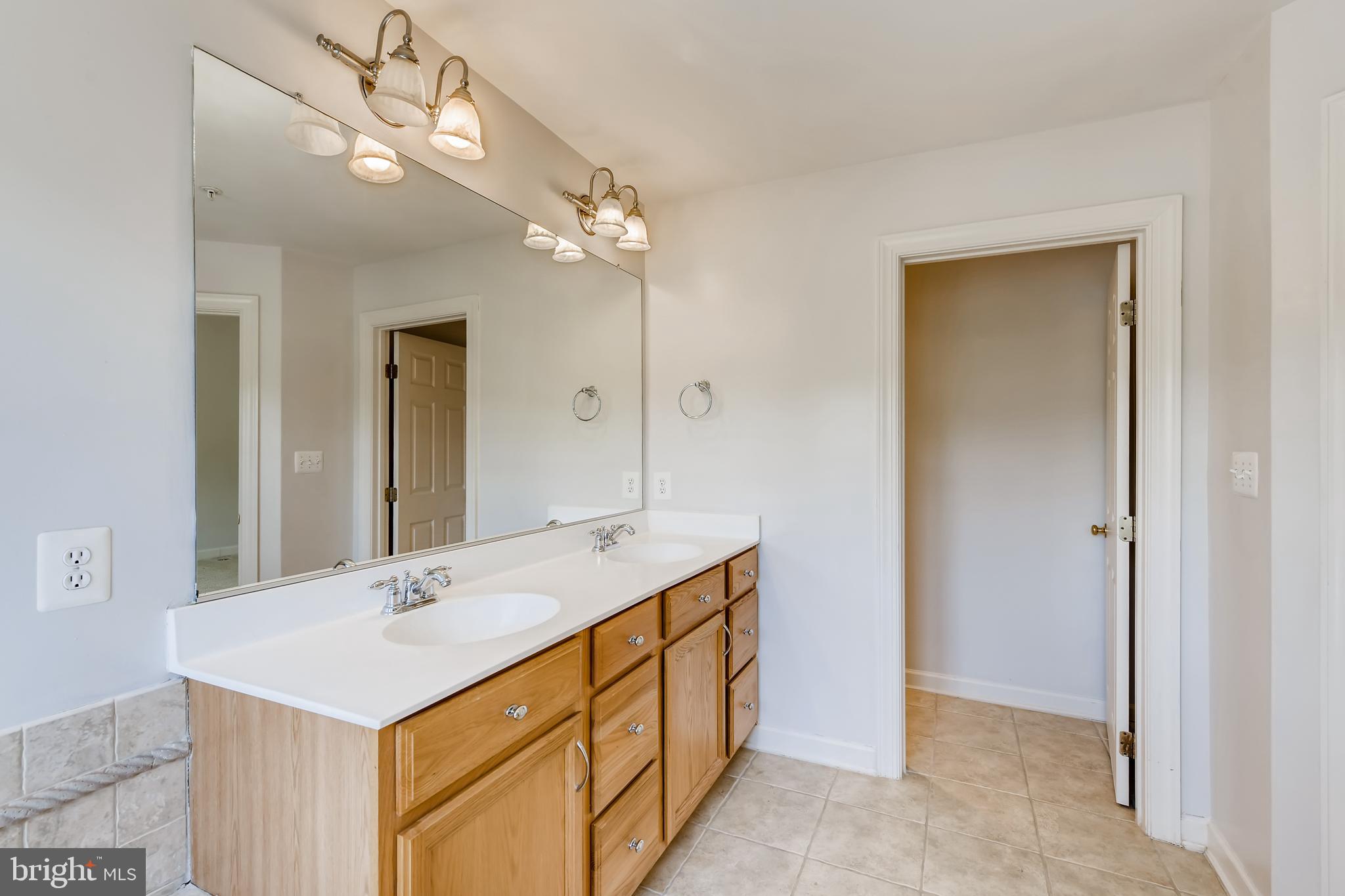 1502 Rutland Way Hanover, MD 21076 - Photo 21 of 37 Gallery Image 21