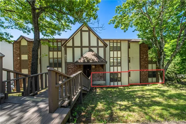 $349,500 | 221 Cir Edge Drive, Unit 271B, Lake Ozark, MO 65049
