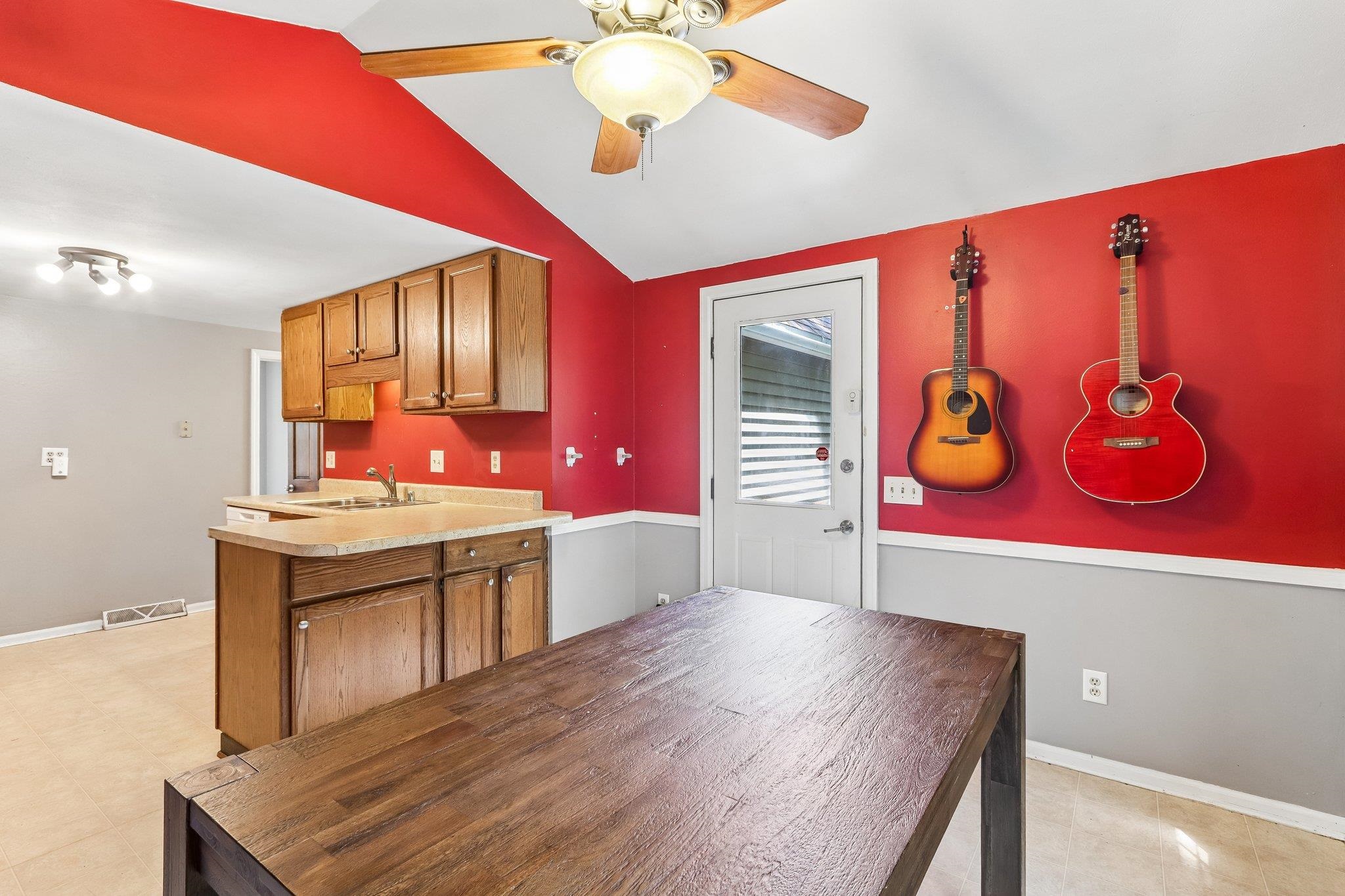 7113 South S Middleton, WI 53562 - Photo 19 of 46