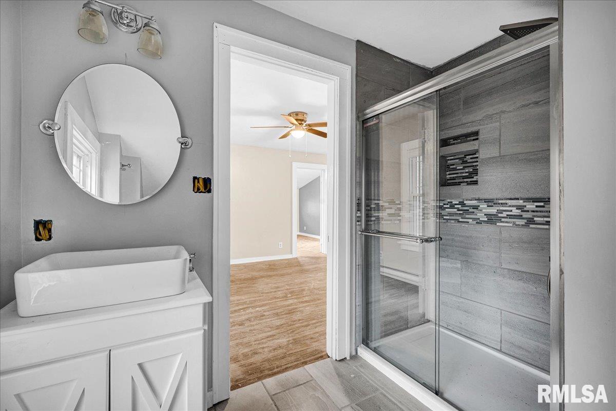 1014 North Summit Boulevard Peoria, IL 61606 - Photo 22 of 49