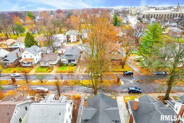 $169,000 | 1014 North Summit Boulevard, Peoria, IL 61606