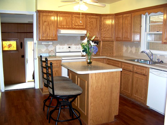 7225 Mobley Road Columbus, GA 31904 - Photo 7 of 18 Kitchen