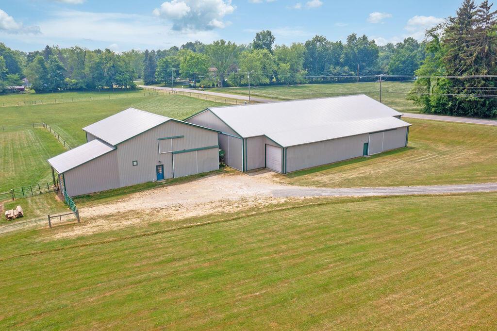 1707 Lexington Ontario Road Mansfield, OH 44904 - Photo 8 of 81 1707LexingtonOntarioRoadExt_Hommati102(2