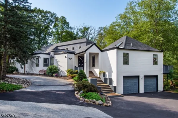 $6,500 | 4 Springwood Terrace, Kinnelon, NJ 07405