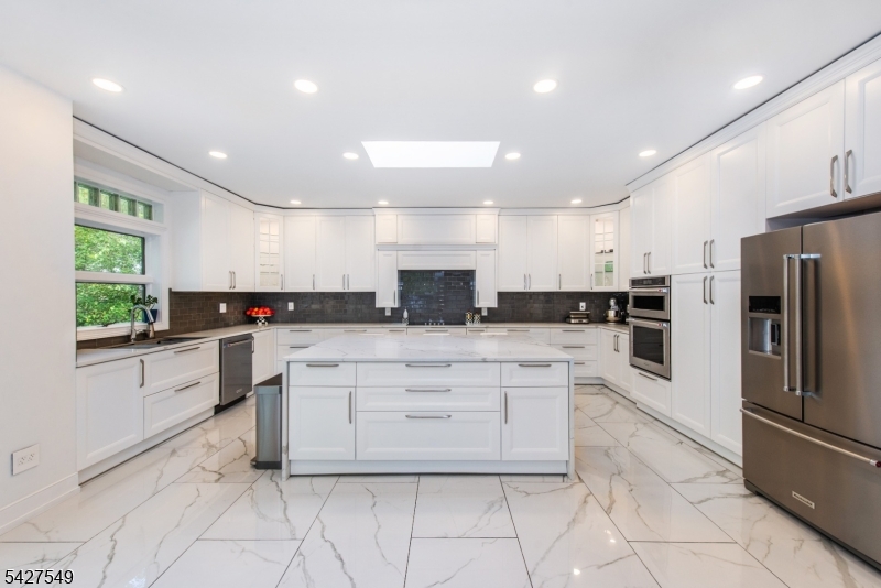 4 Springwood Terrace Kinnelon, NJ 07405 - Photo 19 of 32