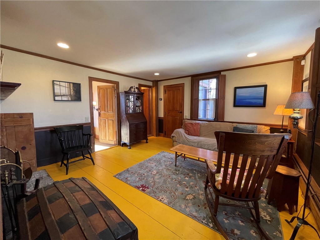 1014 Lower River Road Lincoln, RI 02865 - Photo 15 of 49
