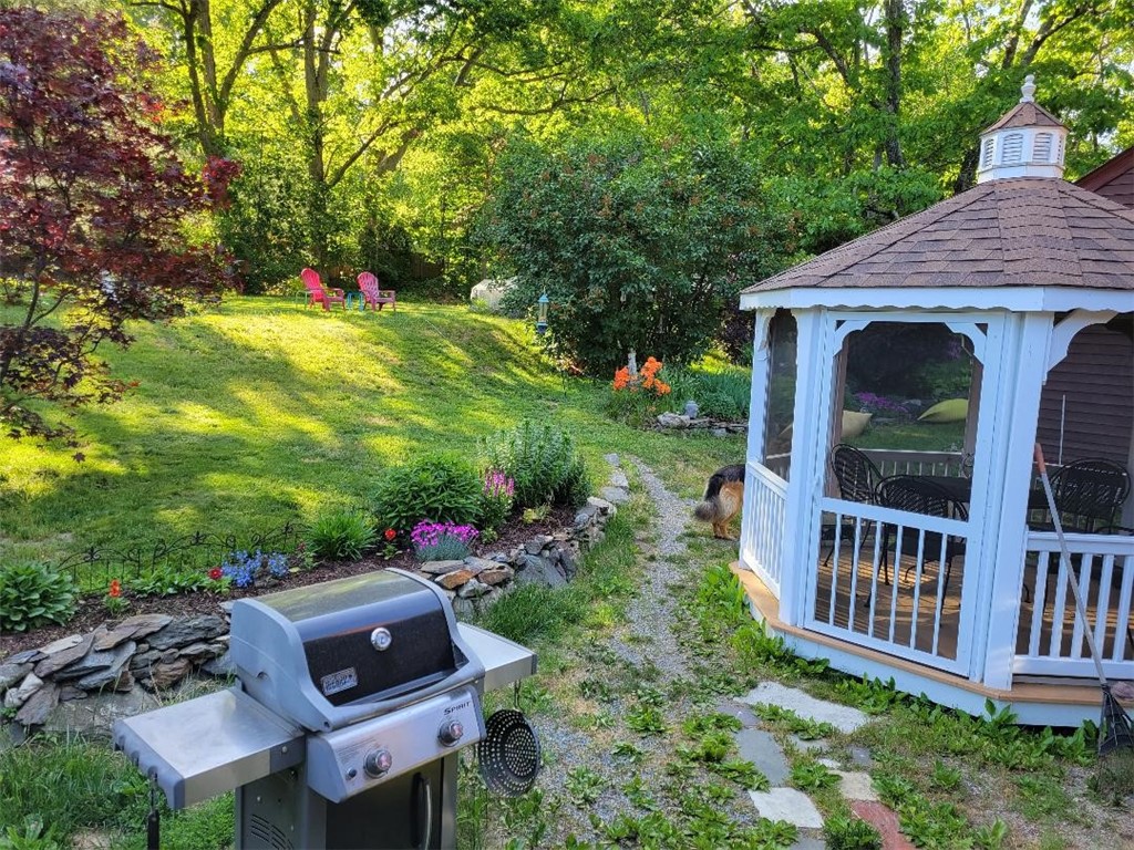 1014 Lower River Road Lincoln, RI 02865 - Photo 5 of 49 Backyard