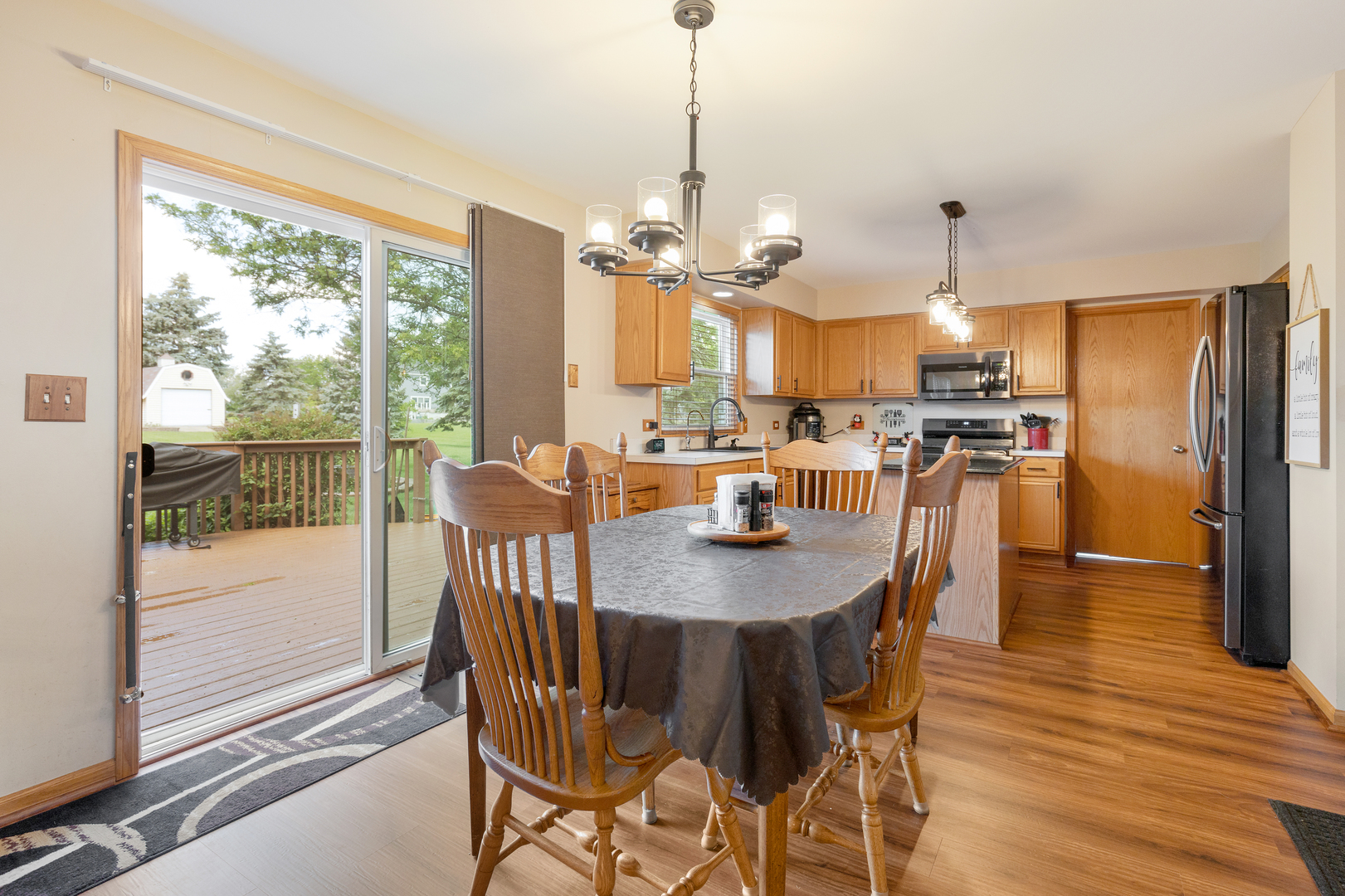 9317 Nicholas Lane Spring Grove, IL 60081 - Photo 13 of 29 Gallery Image 13