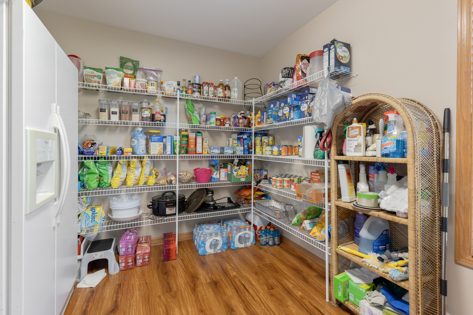 9317 Nicholas Lane Spring Grove, IL 60081 - Photo 27 of 29 Gallery Image 27