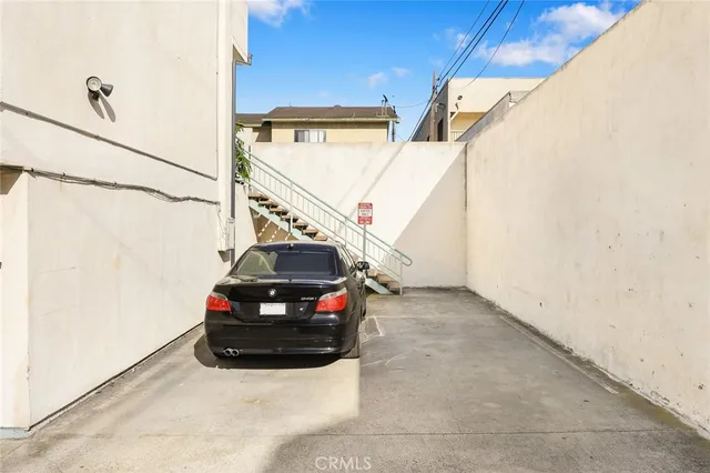 $550,000 | 1660 West 146th Street, Unit 2, Gardena, CA 90247