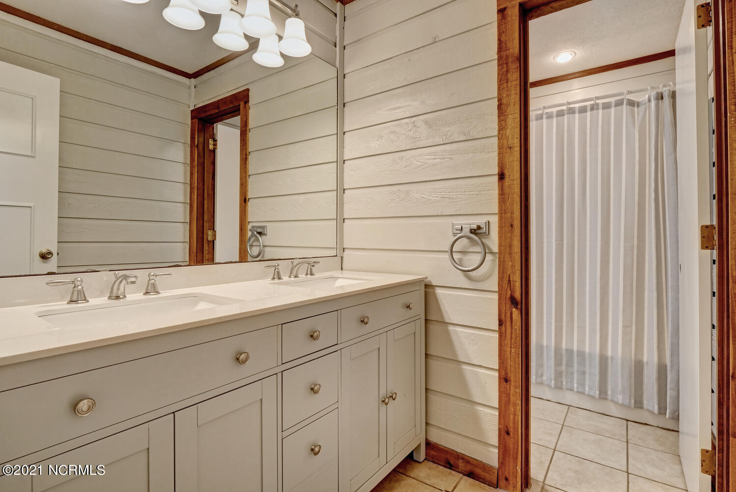 136 Grainger Point Road Wilmington, NC 28409 - Photo 18 of 29 136 Grainger Point Rd-large-024-026-P633