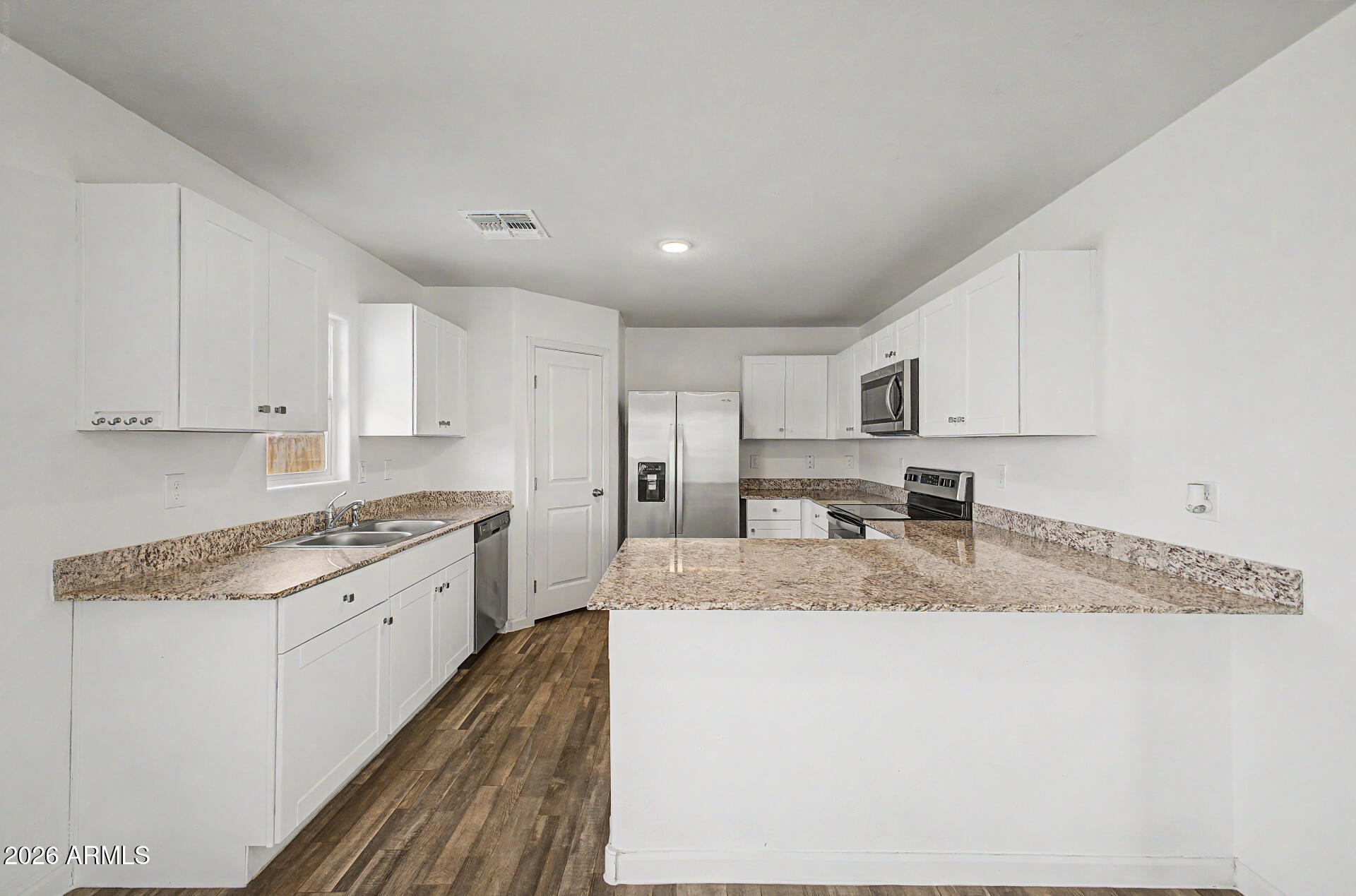 16015 South Naviska Road Arizona City, AZ 85123 - Photo 11 of 31