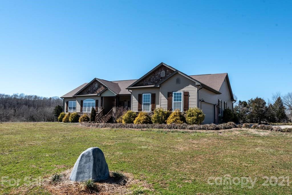 1775 Travis Road Conover, NC 28613 - Photo 2 of 48 Gallery Image 2