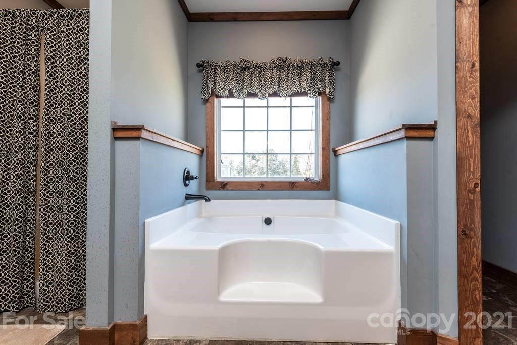 1775 Travis Road Conover, NC 28613 - Photo 29 of 48 Gallery Image 29