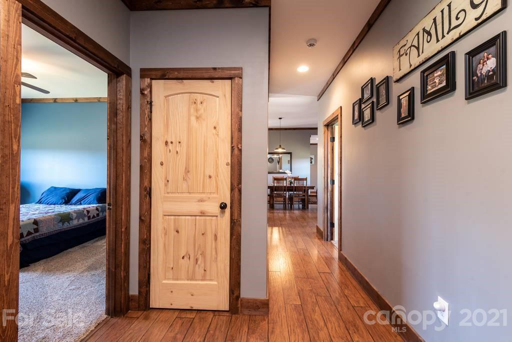 1775 Travis Road Conover, NC 28613 - Photo 33 of 48 Gallery Image 33