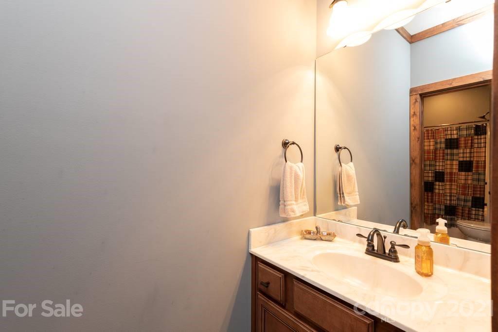 1775 Travis Road Conover, NC 28613 - Photo 36 of 48 Gallery Image 36