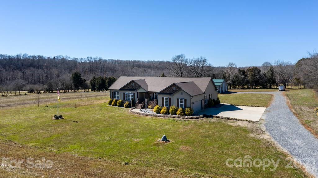 1775 Travis Road Conover, NC 28613 - Photo 45 of 48 Gallery Image 45