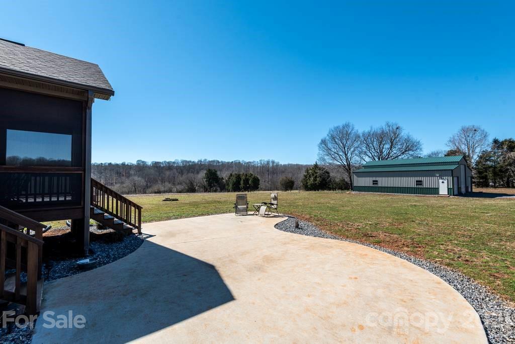 1775 Travis Road Conover, NC 28613 - Photo 6 of 48 Gallery Image 6