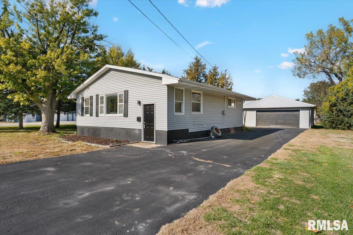 633 3rd Avenue West Milan, IL 61264 - Photo 3 of 32 Gallery Image 3