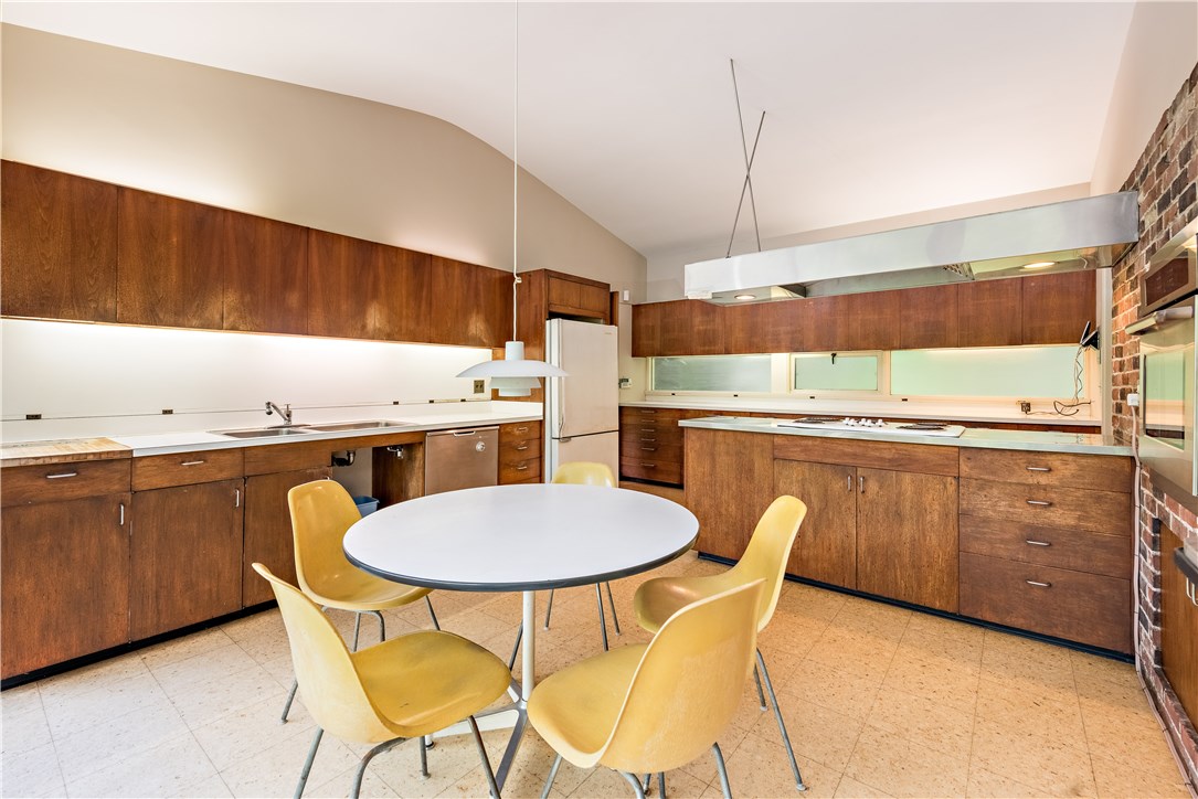 30 Pojac Point Road North Kingstown, RI 02852 - Photo 13 of 29 Kitchen
