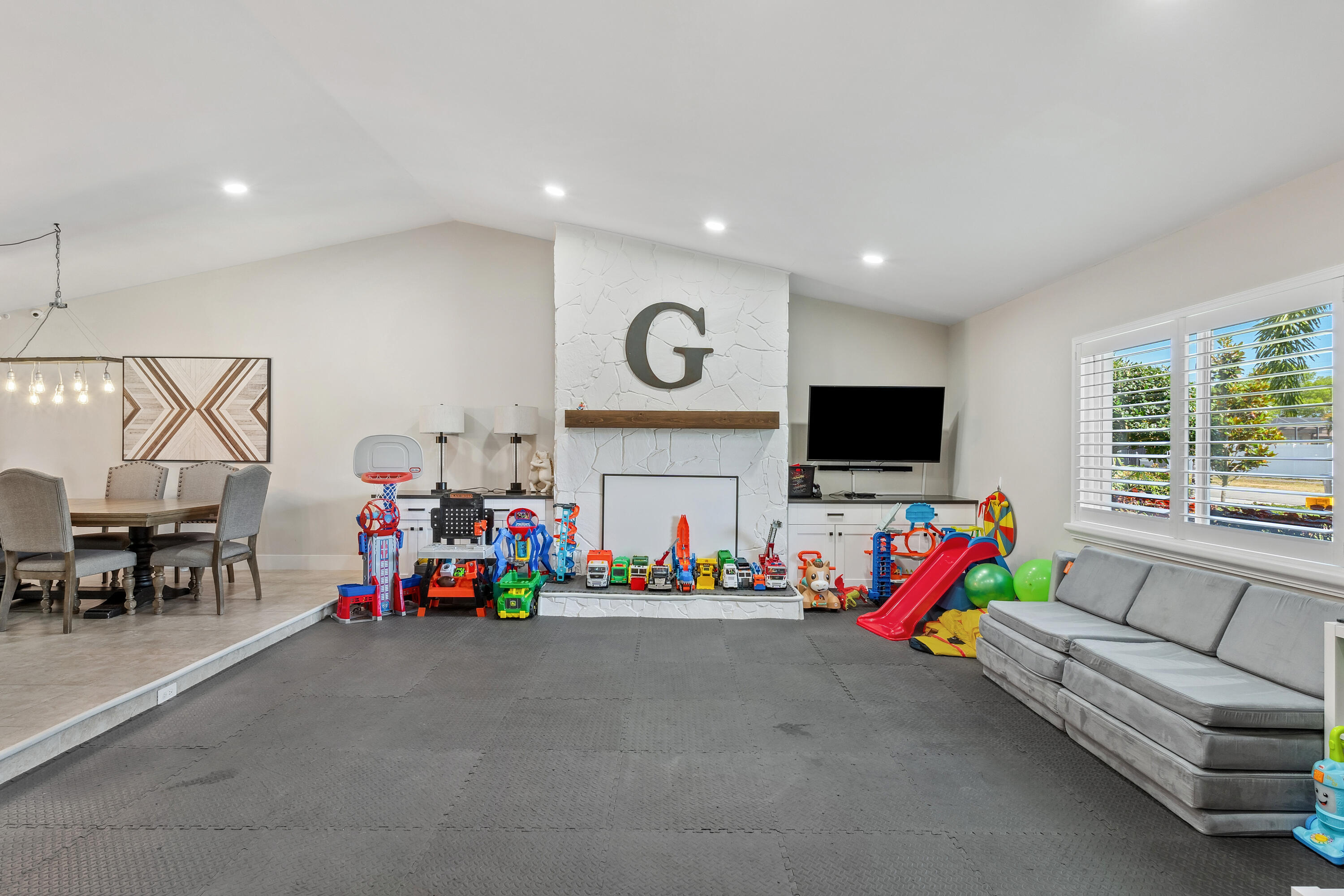 9285 Old Pine Road Boca Raton, FL 33428 - Photo 12 of 55 006-9285OldPineRoad-BocaRaton-FL-33428-F