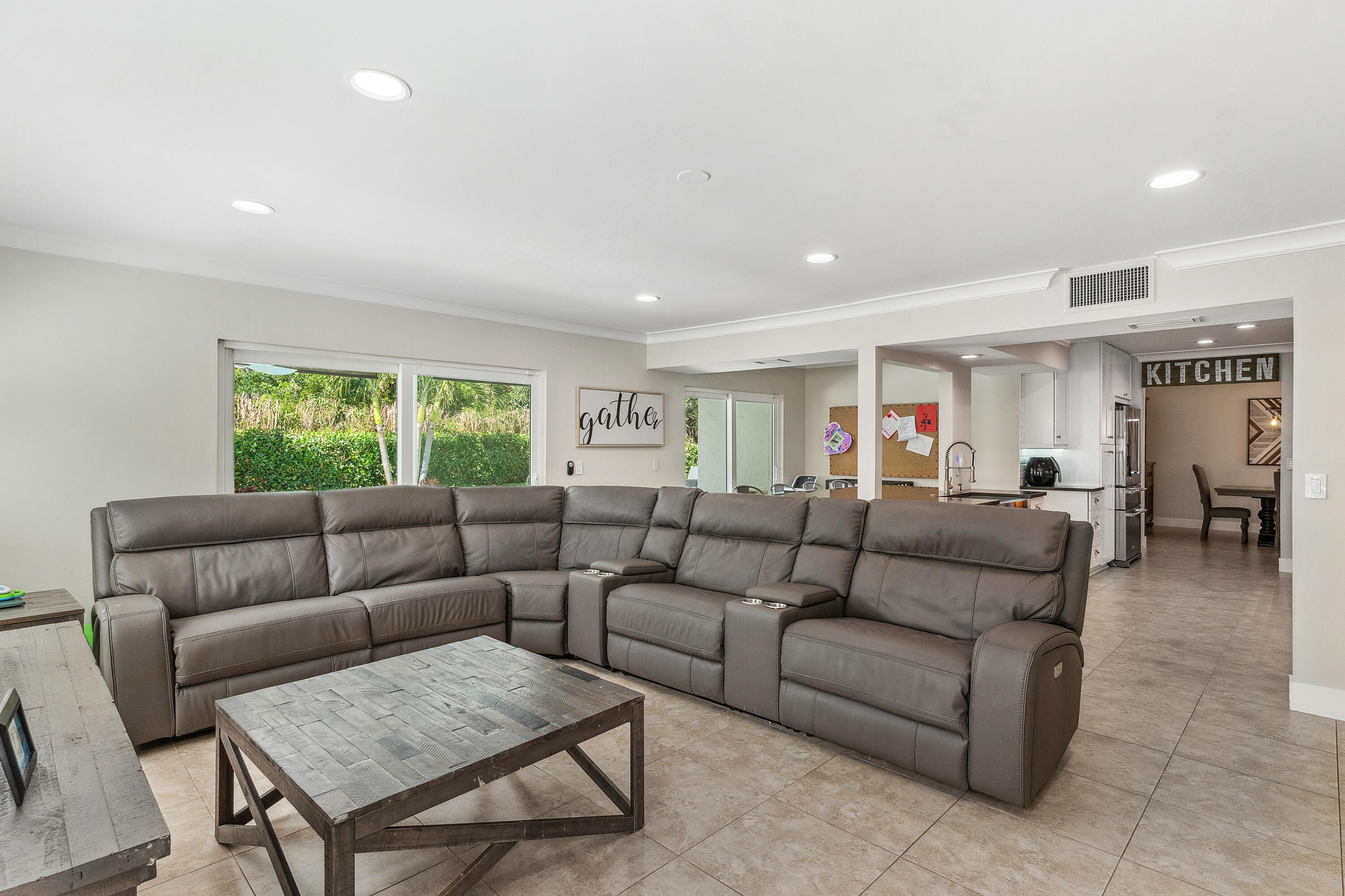 9285 Old Pine Road Boca Raton, FL 33428 - Photo 21 of 55 017-9285OldPineRoad-BocaRaton-FL-33428-F