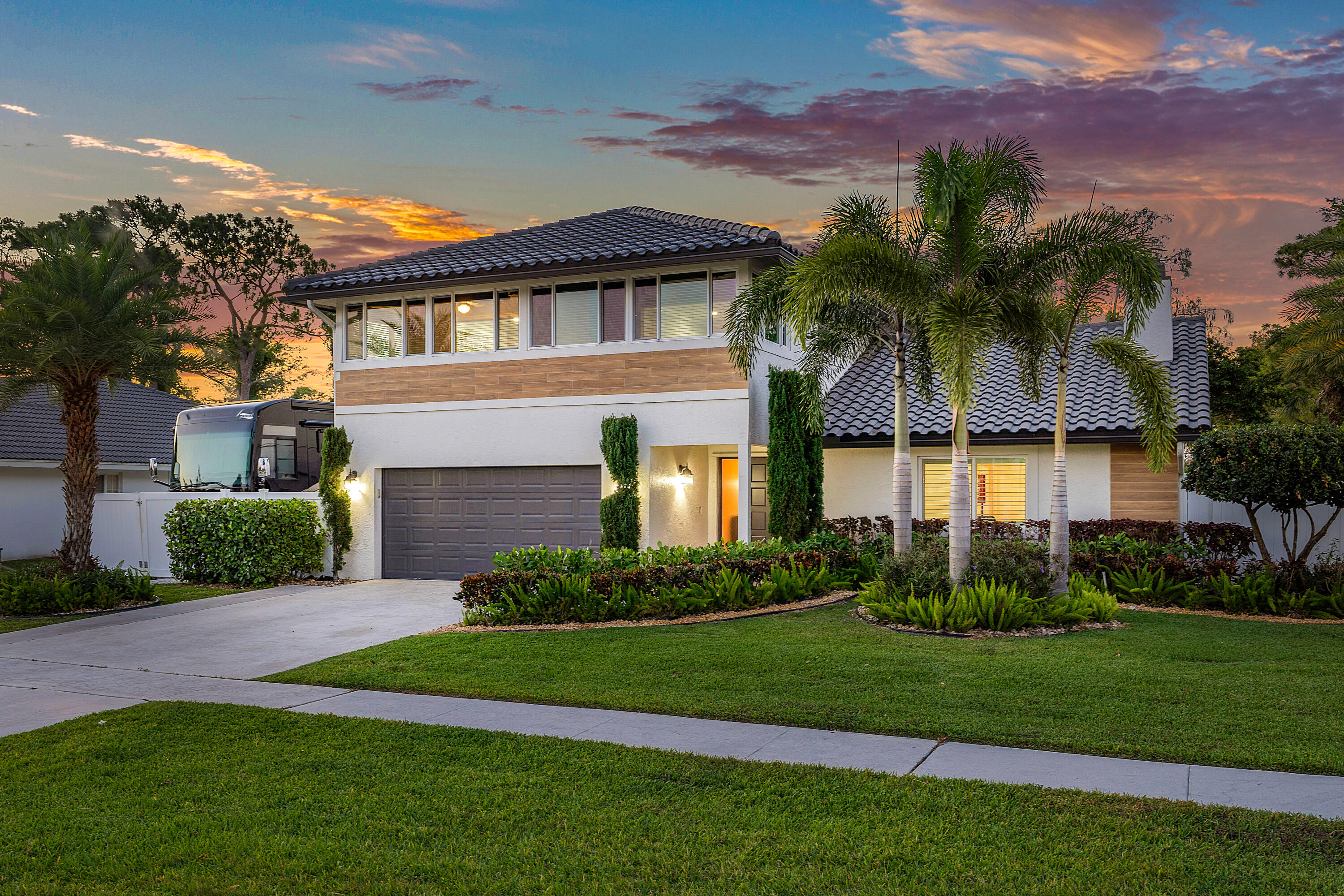 9285 Old Pine Road Boca Raton, FL 33428 - Photo 4 of 55 9285OldPineRoad-BocaRaton-FL-33428-FULL