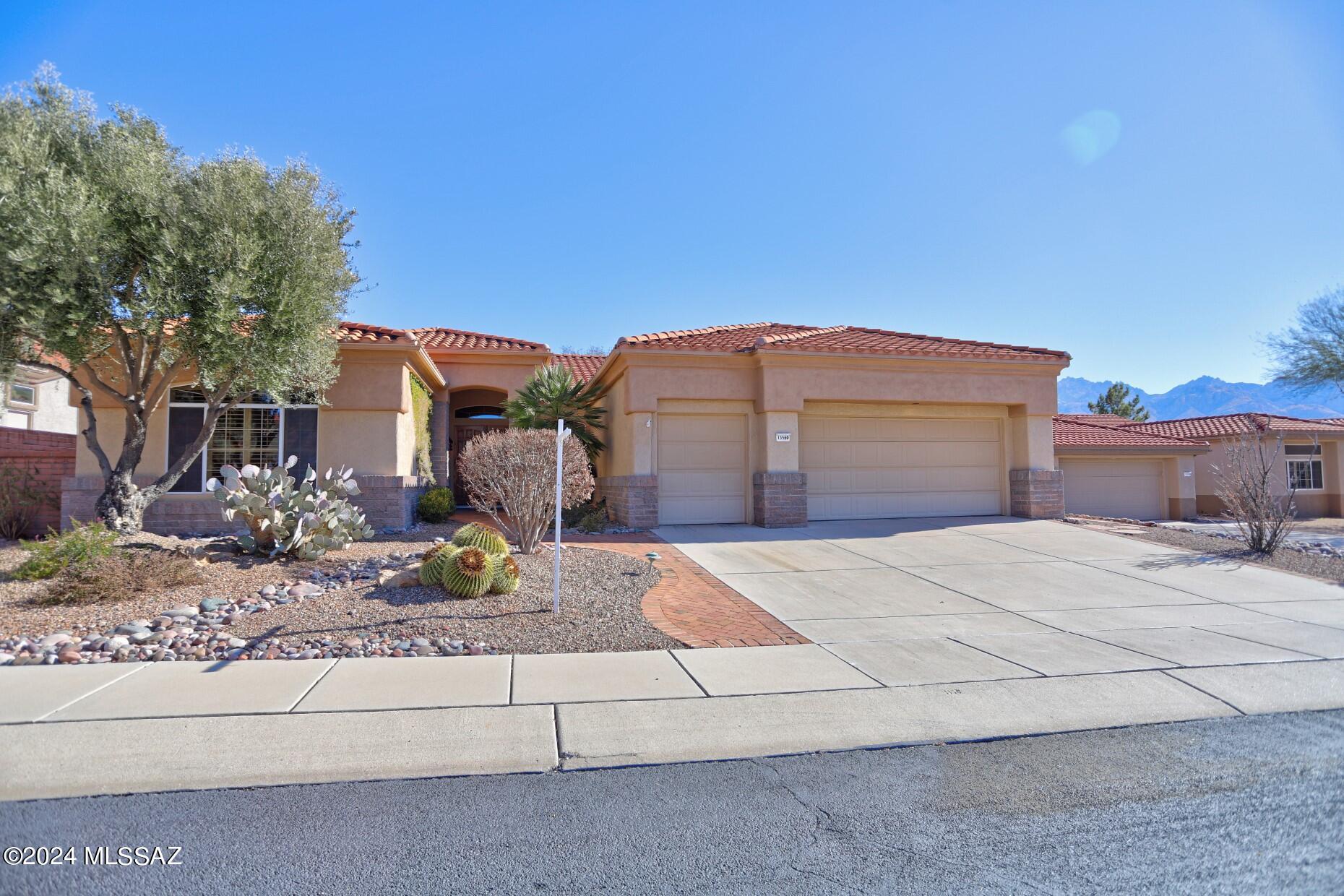 13560 North Pima Spring Way Tucson, AZ 85755 - Photo 1 of 31