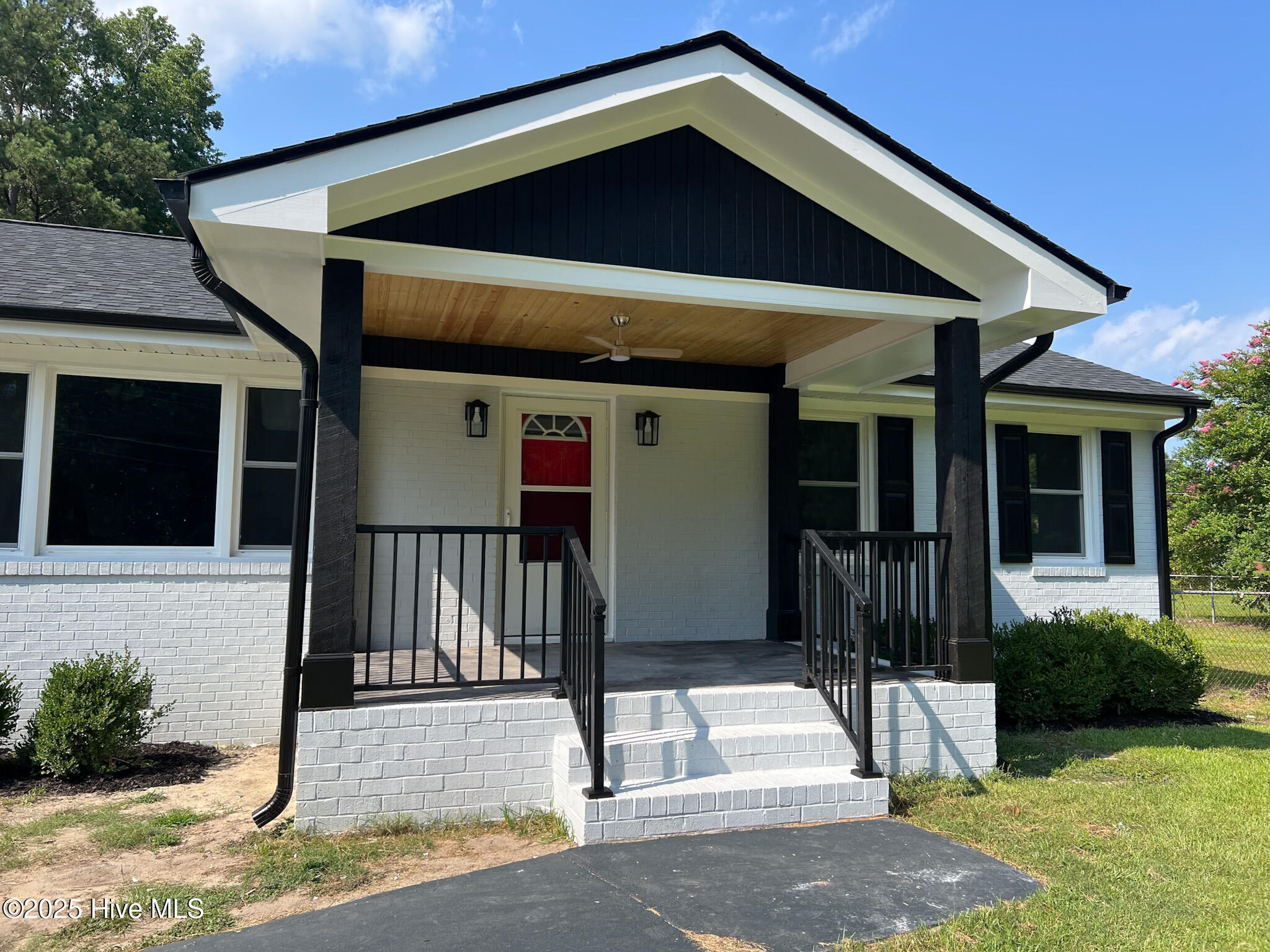 107 East New Hope Road Goldsboro, NC 27534 - Photo 5 of 20 5) 60249-687facd6ab3f5